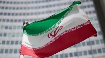 إيران تشهد انقطاع خطوط الهاتف إلى جانب احتجاجات شعبية مستمرة ببث مباشر